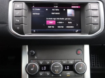 Land Rover Range Rover Evoque I SUV 5d Facelifting 2.0D eD4 150KM 2016 Land Rover Range Rover Evoque eD4, 4X4, Klima, zdjęcie 11