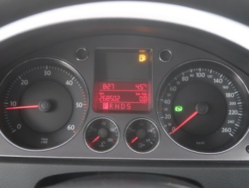 Volkswagen Passat B6 Variant 2.0 TDI-CR DPF 140KM 2008 VW Passat 2.0 TDI, DSG, Navi, Klima, Klimatronic, zdjęcie 10