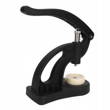 Корпус часов 20 см. Нажмите на заднюю часть часов ближе.