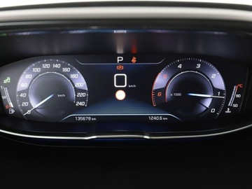 Peugeot 3008 II Crossover 1.5 BlueHDI 130KM 2018 Peugeot 3008 automat navi virtual cocpit, zdjęcie 17