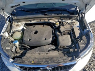 Volvo XC40 Crossover 2.0 T5 247KM 2019 Volvo XC 40 2019 VOLVO XC40 T5 MOMENTUM 2.0 Benzyna 247KM, zdjęcie 11