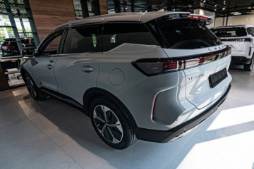 Chery Tiggo 7 SUV 1.6 T-GDI 147KM 2025 CHERY Tiggo 7 Prestige AWD 1.6 T-GDI Suv 147KM 2025, zdjęcie 3