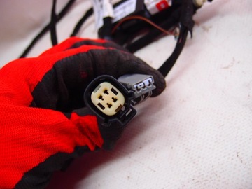 ЖГУТ ПРОВОДОВ, УСТАНОВКА ЗАСЛОНКИ FORD KUGA MK2 GV4T-14D466