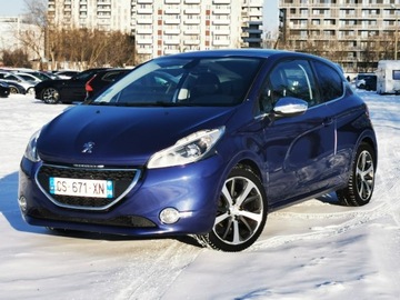 Peugeot 208 I Hatchback 3d 1.6 THP 155KM 2013 PEUGEOT 208 Hatchback 3d 1.6 e-HDI 115KM, Przygotowany do rejestracji, zdjęcie 2