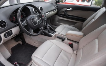 Audi A3 8P Hatchback 3d 1.6 TDI 105KM 2010 Audi A3 3-drzwiowe 1.6TDI 105KM DsG Skora Climatron Alu Po Serwisie Gwaran, zdjęcie 19