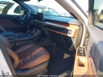 Lincoln Aviator 2022 Lincoln Aviator Reserve, 2022r., 4x4, 3.0L 3.0 Benzyna 400KM, zdjęcie 8