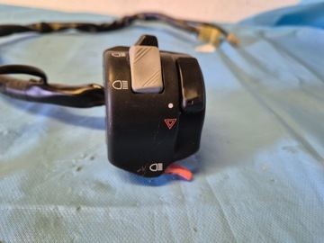 SUZUKI DL 1000 V-STROM 2002r przełącznik lewy kierownicy