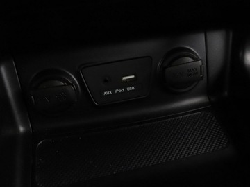 Hyundai ix35 SUV Facelifting 1.6 GDI 135KM 2015 Hyundai ix35 klimatyzacja LED, zdjęcie 24
