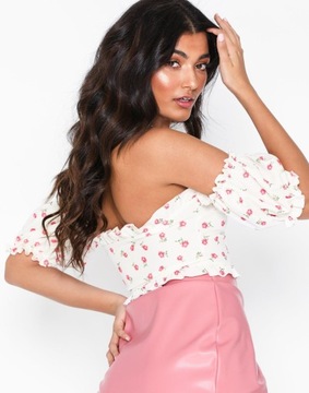 БЕЛЫЙ ТОП С ЦВЕТАМИ M NLY ONE NLY06