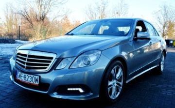 Mercedes Klasa E W212 Limuzyna 350 CDI BlueEFFICIENCY 231KM 2009 Mercedes-Benz Klasa E 4-Matic , Automat, Ledy, 3.0 Diesel 231KM, zdjęcie 13