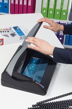 Профессиональная переплетная машина формата А5/А4 черного цвета