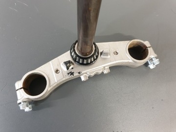 Suzuki Bandit GSF 600 00-04 полка нижняя прямая