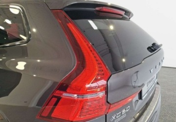 Volvo XC60 II 2022 Volvo XC 60 VAT 23 Dark Plus 2.0B5 mHEV 250KM automat 4x4 2022 r., salon P, zdjęcie 10