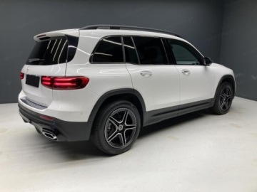 Mercedes GLB SUV 2.0 200d 150KM 2025 MERCEDES-BENZ GLB 200 d AMG Line Suv 2.0 (150KM) 2025, zdjęcie 4
