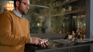 PHILIPS HUE White and Color Sana круглый настенный светильник