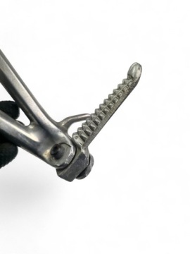 YAMAHA YZF R6 RJ05 RJ09 03-04 КОМПЛЕКТ ЗАДНЕЙ ЛЕВОЙ ПОДНОЖКИ