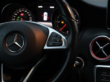 Mercedes Klasa A W176 Hatchback 5d Facelifting 180 d 109KM 2016 Mercedes A A 180 d, Skóra, Navi, Klima, Parktronic, zdjęcie 19