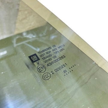 CHEVROLET EQUINOX 2020 PRAVÁ STRANA BOČNÍ (DRZWI)