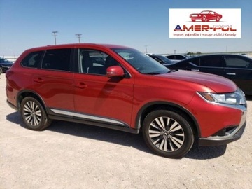 Mitsubishi Outlander III 2019 Mitsubishi Outlander Mitsubishi Outlander SE FWD, od ubezpieczalni 2.4