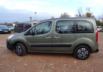 Peugeot Partner II Furgon 1.6 HDi FAP 92KM 2011 Peugeot Partner 1.6ehdi-klima-navi-orginalny lakier,zadbany-oplacony 1.6, zdjęcie 5