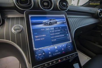 Mercedes Klasa C W206 Kombi 2.0 220d 200KM 2022 Mercedes C 220 AMG Night / 4Matic, zdjęcie 37