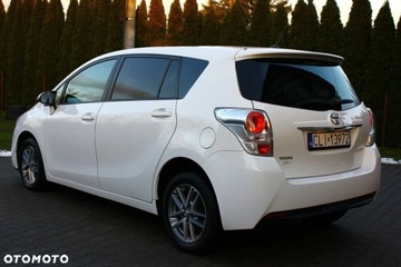 Toyota Verso Minivan Facelifting 1.6 D-4D 112KM 2015 Toyota Verso Toyota Verso 1.6 D-4D 7-Sitzer StartStop Skyview Edition 1.6, zdjęcie 17