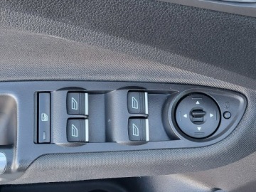 Ford C-MAX II Grand C-MAX Facelifting 1.5 TDCi 120KM 2018 Ford C-Max 1.5 TDCi 120KM, Bezwypadek, Nawigacja, zdjęcie 32