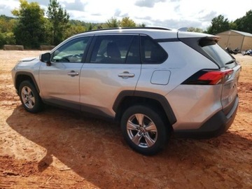 Toyota 2023 Toyota RAV4 2023r., XLE, od ubezpieczalni 2.5 Benzyna 203KM, zdjęcie 2