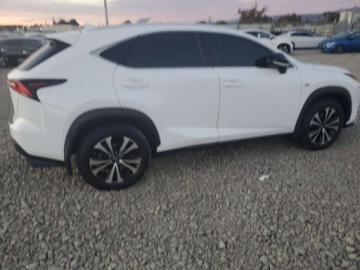 Lexus NX I 2019 Lexus NX 300 Base 2019 2.0 Benzyna 235KM, zdjęcie 3