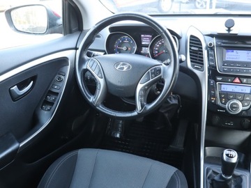 Hyundai i30 II Wagon 1.6 CRDi 110KM 2013 Hyundai i30 1.6 CRDi, Klima, Klimatronic, zdjęcie 6