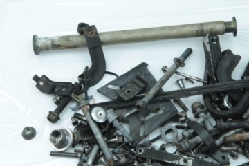 TRIUMPH SPEED TRIPLE 955I 00-04 БОЛТЫ ВИНТЫ