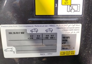 Citroen Grand C4 Picasso II Grand Picasso 2.0 BlueHDi 150KM 2016 Citroen C4 Grand Picasso 122016r. 2.0 HDI AUTOMAT. Uszkodzony lewy przod., zdjęcie 19