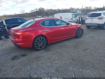 Maserati Ghibli III 2019 Maserati Ghibli MASERATI GHIBLI S GRANSPORT 3.0 Benzyna 424KM, zdjęcie 2