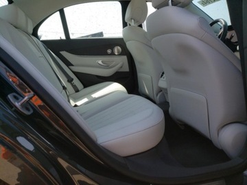 Mercedes Klasa E W213 2022 Mercedes-Benz Klasa E 350 2022 2.0l 2.0 Benzyna 255KM, zdjęcie 10