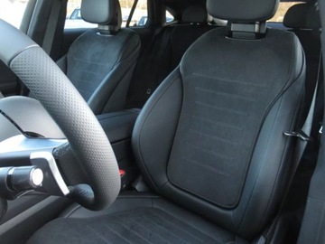 Mercedes GLC C254/X254 Coupe 2.0 220d 197KM 2025 GLC Coupe 220 d 4-Matic AMG Line 2.0 (197KM) 2025, zdjęcie 5