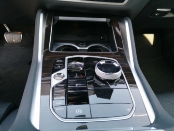 BMW X6 G06 SUV Facelifting 3.0 40d 352KM 2025 BMW X6 xDrive40d Sport Suv 3.0 (352 KM) 2025, zdjęcie 12