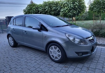 Opel Corsa D Hatchback 1.4 Twinport ECOTEC 100KM 2010 Opel Corsa 1.4I Zadbane Bagaznik na Rowery 1.4 Benzyna 100KM, zdjęcie 6