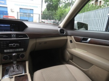 Mercedes Klasa C W204 Limuzyna 1.8 200 CGI BlueEFFICIENCY 184KM 2012 Mercedes C C 200, Salon Polska, Serwis ASO, zdjęcie 7