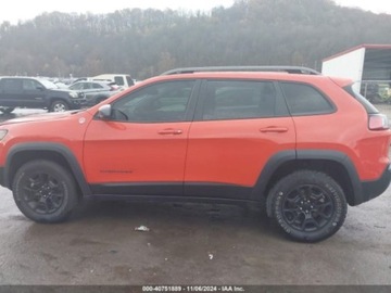 Jeep Cherokee V 2021 Jeep Cherokee 2021r., TRAILHAWK, od ubezpieczalni 3.2 Benzyna 271KM, zdjęcie 3