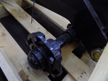ДВУХСКЛАДЫВАЮЩЕЕСЯ НАРУЖНОЕ КРЫЛО КУЛЬТИВАТОРА CNH CASE 200 NEW HOLLAND