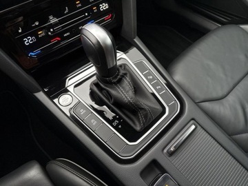 Volkswagen Arteon Fastback Facelifting 2.0 TDI 200KM 2022 Volkswagen Arteon Shooting Brake R-Line DCC Keyless Skora Tempomat ACC, zdjęcie 25