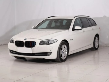 BMW Seria 5 F10-F11 Touring 525d 218KM 2012 BMW 5 525d, 214 KM, 4X4, Automat, Skóra, Navi, zdjęcie 1