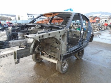 ĆWIARTKI BMW E87 118D 5D SCHWARZ 2 668