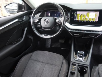 Skoda Octavia IV Kombi 2.0 TDI 150KM 2021 Skoda Octavia 2.0 TDI, Salon Polska, Serwis ASO, zdjęcie 6