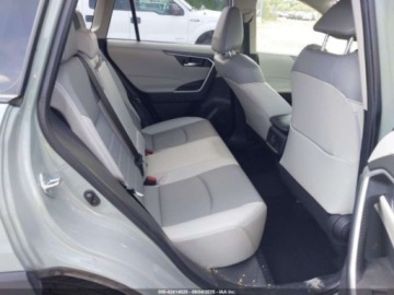 Toyota RAV4 V 2023 Toyota RAV4 XLE Premium 2023 2.5l 2.5 Benzyna 203KM, zdjęcie 12