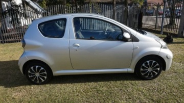 Toyota Aygo I Hatchback 3d 1.0 VVT-i 68KM 2010 Toyota Aygo super stan. Gwarancja. Polecam!!!, zdjęcie 3