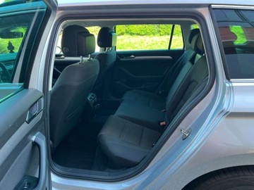 Volkswagen Passat B8 Variant 2.0 TDI BlueMotion SCR 150KM 2018 Volkswagen Passat 2.0 diesel 150 KM automat zarej w PL zadbany mozliw, zdjęcie 28