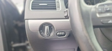 Volkswagen Jetta VI Sedan 2.0 TDI CR DPF 140KM 2013 Volkswagen Jetta automat mały przebieg, zdjęcie 17