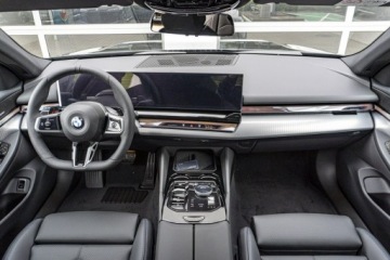 BMW Seria 5 G90-91 Touring 2.0 520d 197KM 2026 BMW 520 xDrive Limuzyna - Dostępne od ręki!, zdjęcie 15