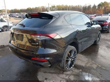 Maserati Levante 2022 Maserati Levante Trofeo 2022 3.8 Benzyna 580KM, zdjęcie 5